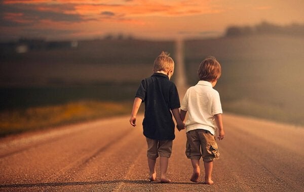 У ЛАСКОВЫХ РОДИТЕЛЕЙ ВЫРАСТАЮТ САМЫЕ СЧАСТЛИВЫЕ ДЕТИ У ЛАСКОВЫХ РОДИТЕЛЕЙ ВЫРАСТАЮТ САМЫЕ СЧАСТЛИВЫЕ ДЕТИ